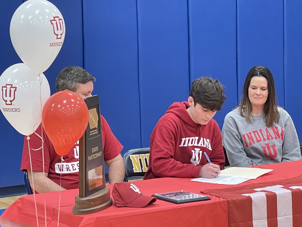 State Champion Blaine Frazier to wrestle at Indiana
